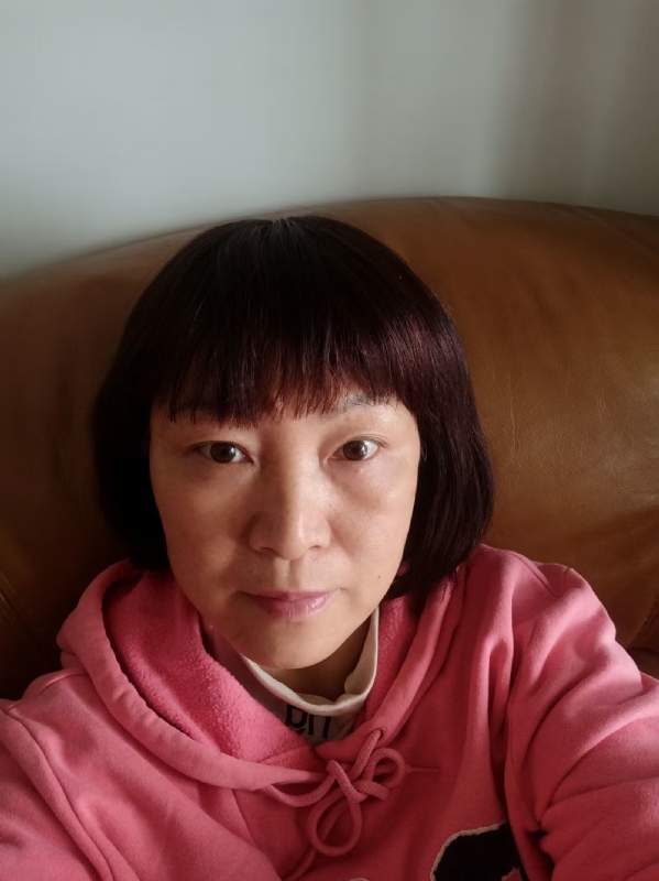 红玫瑰的第一张照片--贵港相亲服务中心