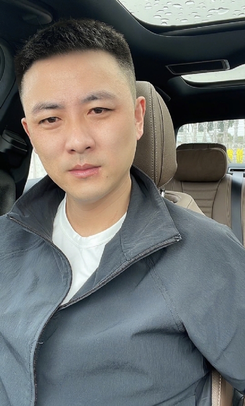 惊弢亥琅的第一张照片--贵港相亲服务中心