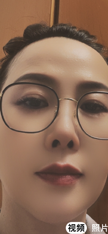 水女人的第一张照片--贵港相亲服务中心