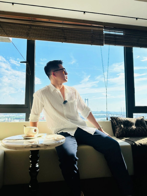 雨夜追风的第一张照片--贵港相亲服务中心