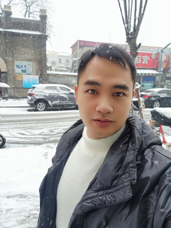 寻找合适伴侣的第一张照片--贵港相亲服务中心