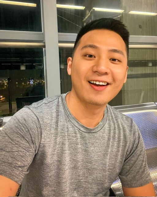 孤獨的男人的第三张照片--贵港相亲服务中心