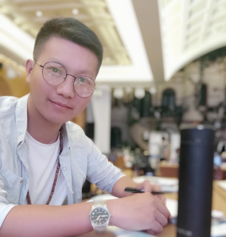 黄先生的第一张照片--贵港相亲服务中心