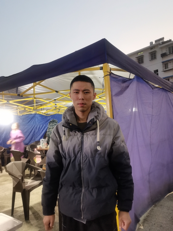 谁谁谁的第一张照片--贵港相亲服务中心