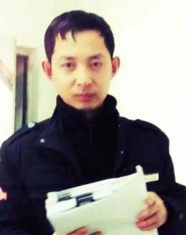 风雨中有你的第一张照片--贵港相亲服务中心