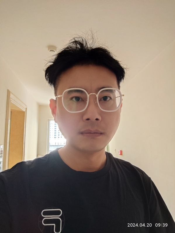 信带小李的第一张照片--贵港相亲服务中心