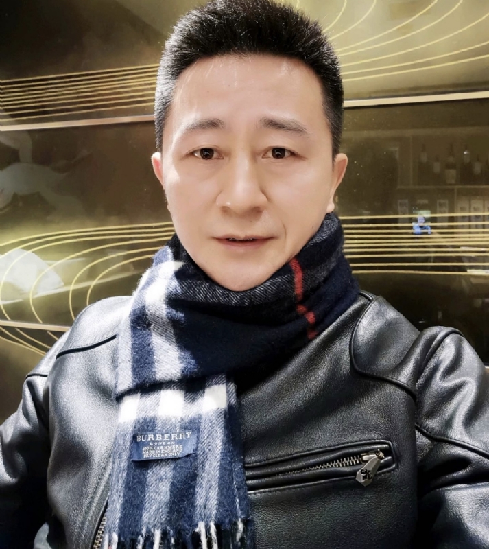 情到深处的第一张照片--贵港相亲服务中心