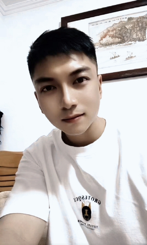 正直的火焰的第一张照片--贵港相亲服务中心