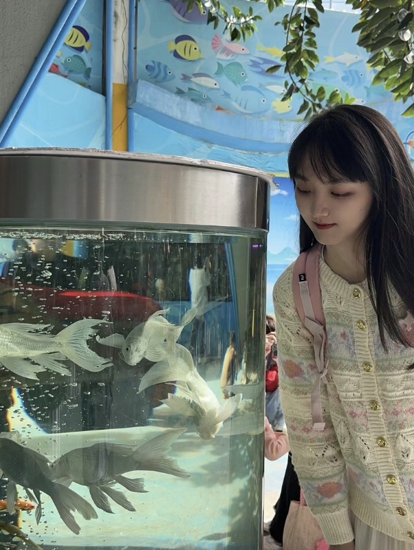 yiyi的第三张照片--贵港相亲服务中心