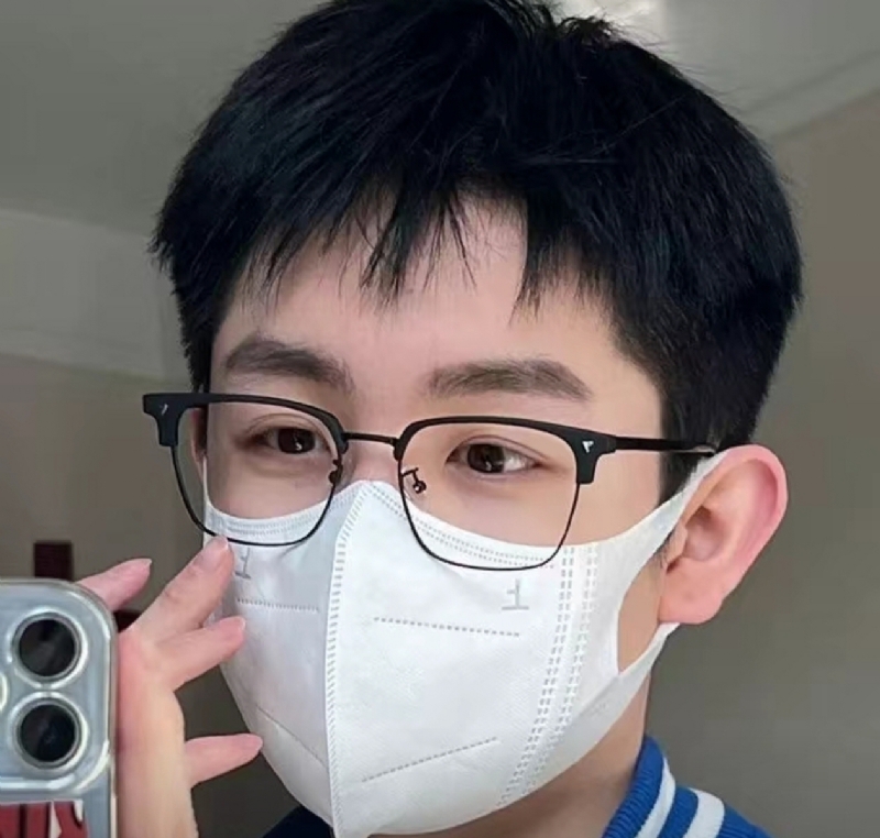 甜甜男孩的第一张照片--贵港相亲服务中心