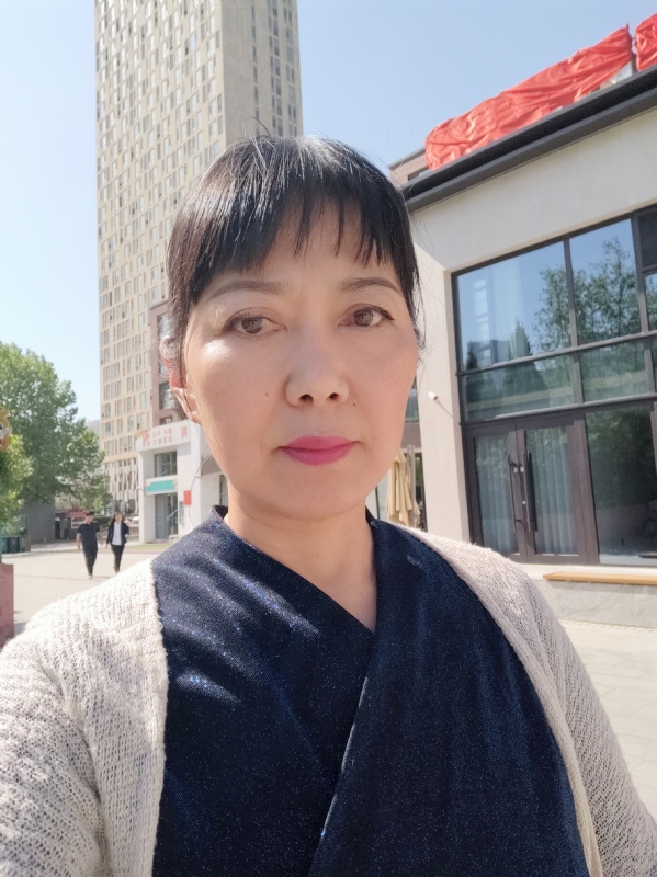 天山雪莲的第一张照片--贵港相亲服务中心