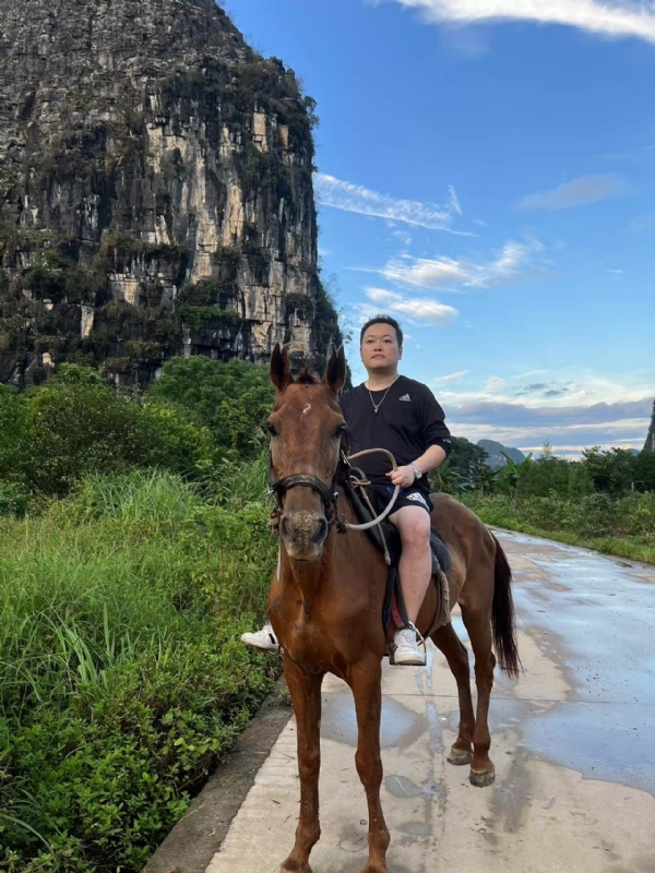 千度D雄的第六张照片--贵港相亲服务中心