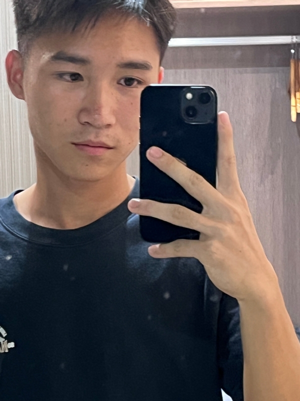 画家的第二张照片--贵港相亲服务中心