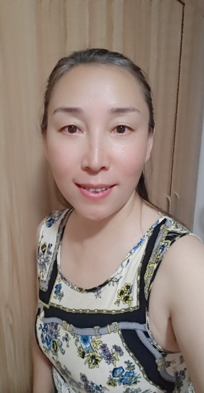 晓琴的第二张照片--贵港相亲服务中心