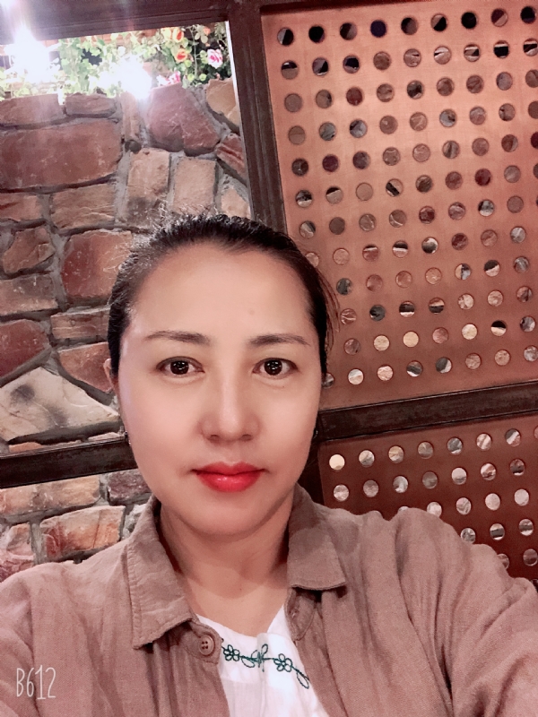 雲雲的第一张照片--贵港相亲服务中心