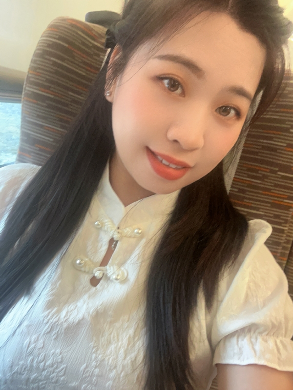 Lin的第三张照片--贵港相亲服务中心