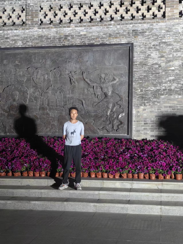 威风凛凛的第一张照片--贵港相亲服务中心