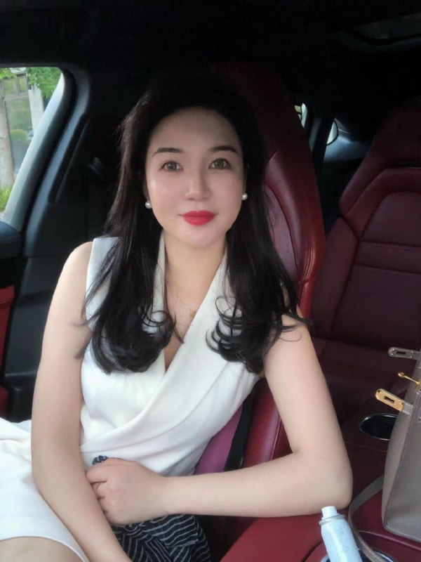 小雨的第一张照片--贵港相亲服务中心