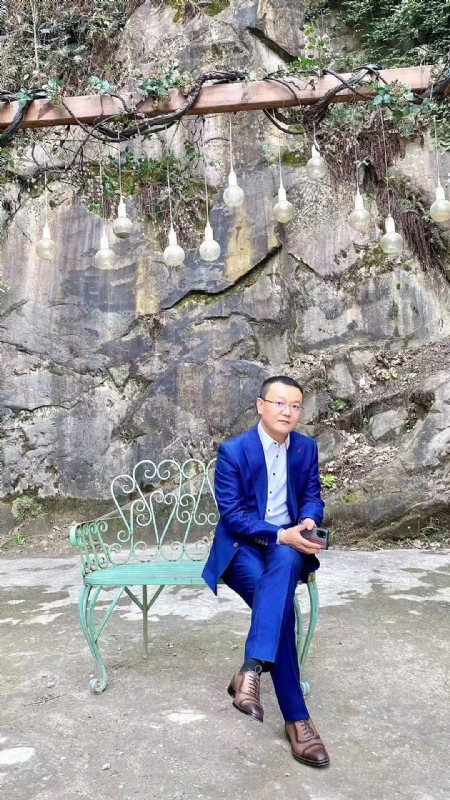 dikson的第一张照片--贵港相亲服务中心