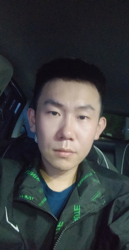 想结婚的小李的第一张照片--贵港相亲服务中心