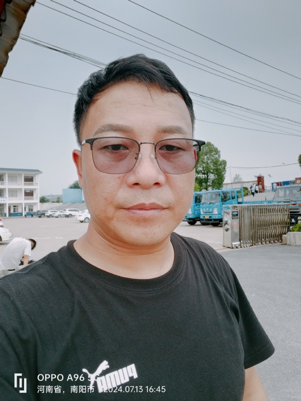 楚辞的第二张照片--贵港相亲服务中心