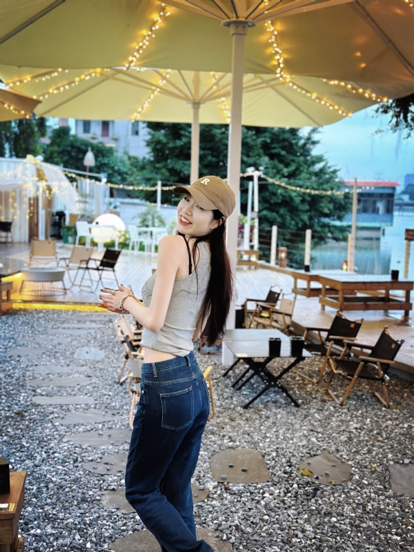 Vicky的第二张照片--贵港相亲服务中心