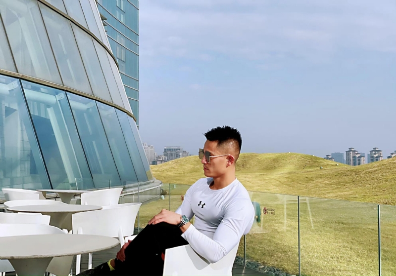 保家卫国的第一张照片--贵港相亲服务中心