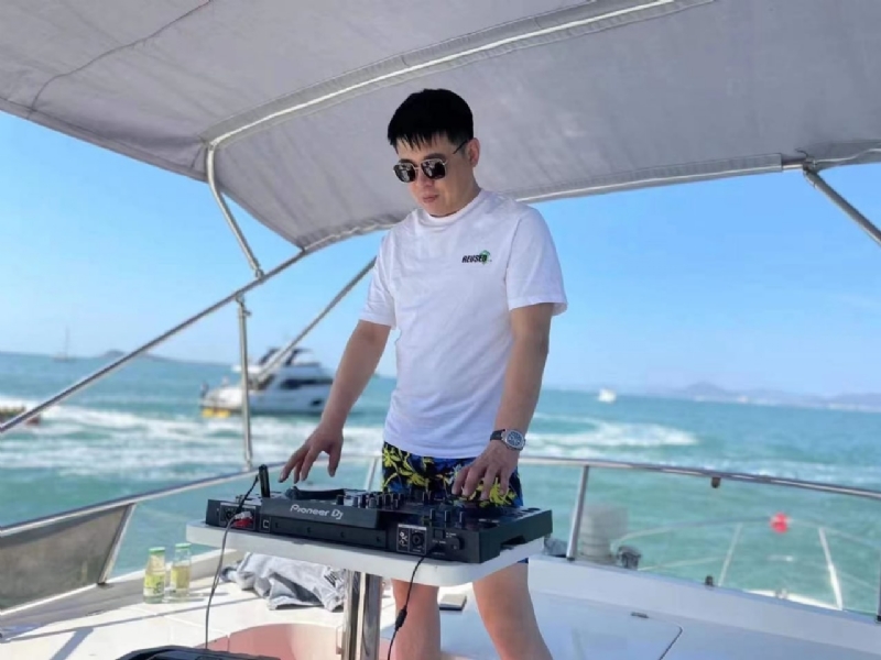 魔盒的第一张照片--贵港相亲服务中心