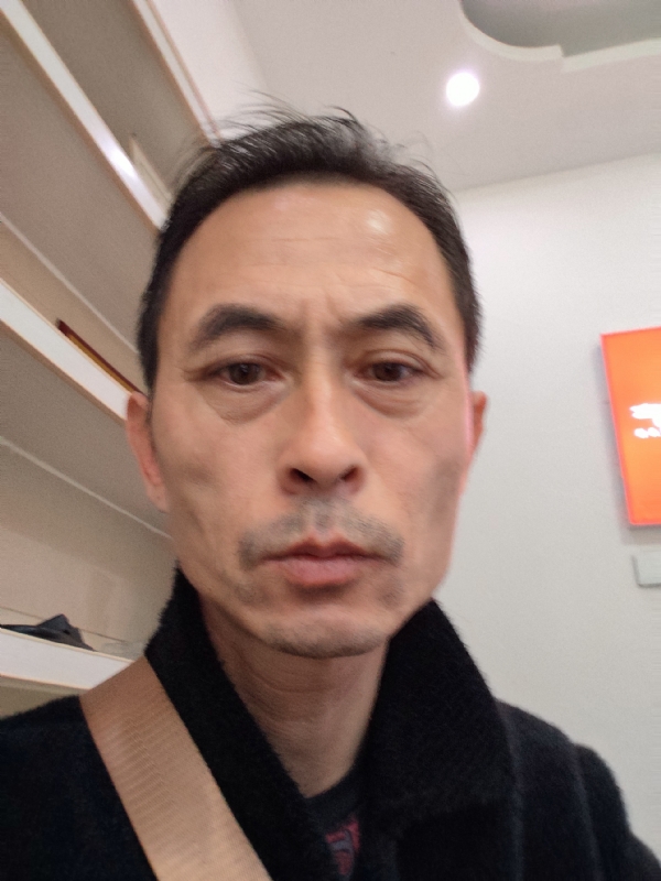 清晨阳光的第一张照片--贵港相亲服务中心