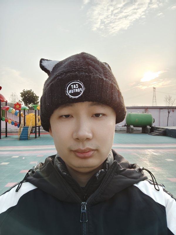 王连杰的第一张照片--贵港相亲服务中心