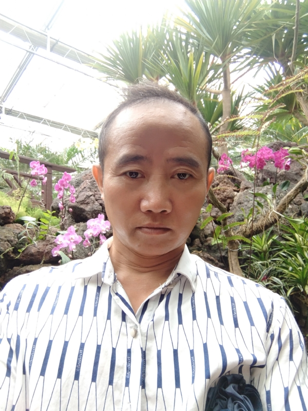 闲云盘鹤的第一张照片--贵港相亲服务中心