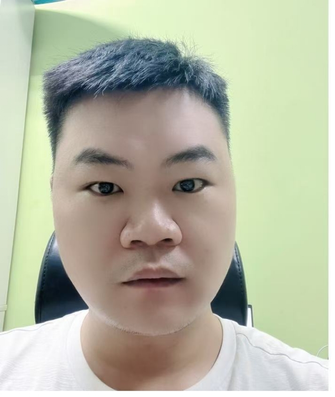 初白的第一张照片--贵港相亲服务中心