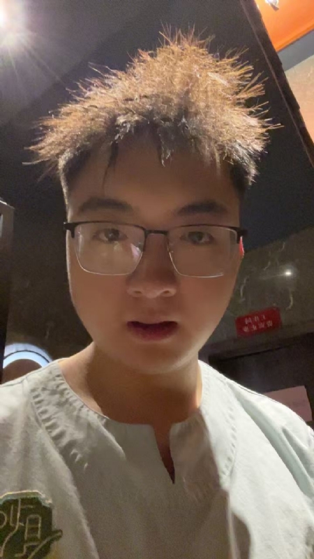 成熟稳重的男士的第一张照片--贵港相亲服务中心