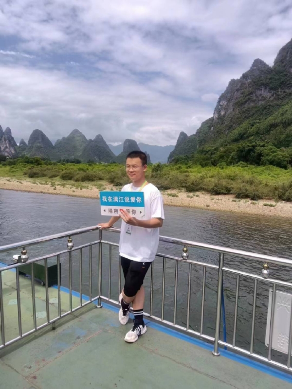 决胜时刻的第一张照片--贵港相亲服务中心