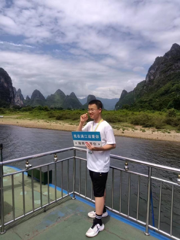 决胜时刻的第三张照片--贵港相亲服务中心