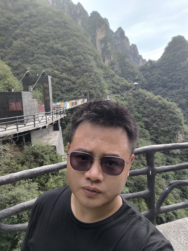 大海的第一张照片--贵港相亲服务中心