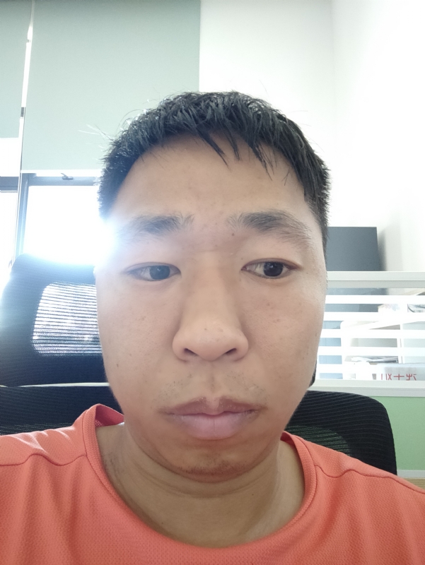 龚先生的第一张照片--贵港相亲服务中心