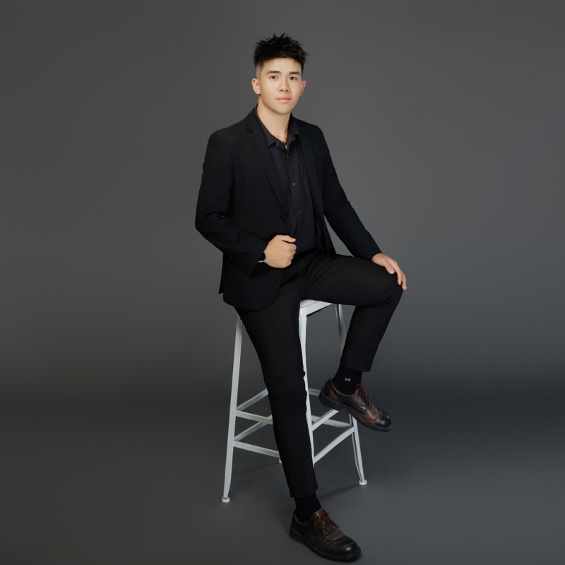 阿龙设计师的第五张照片--贵港相亲服务中心