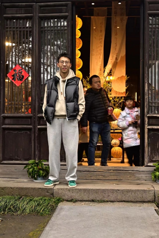 浦江小后生的第一张照片--贵港相亲服务中心