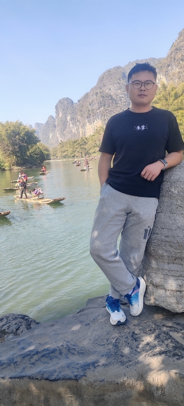 受过伤的狼的第二张照片--贵港相亲服务中心