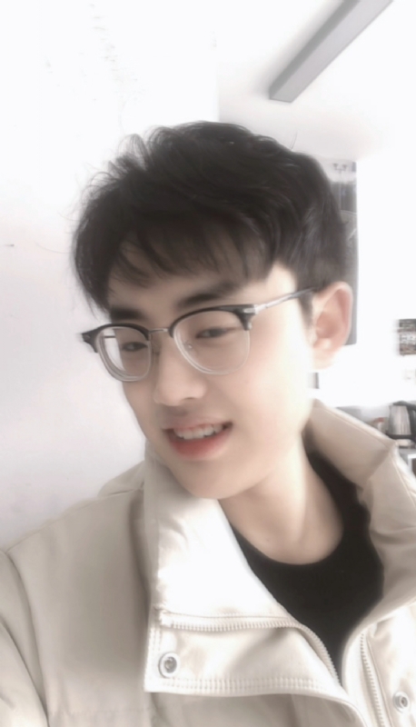 梁21的第一张照片--贵港相亲服务中心