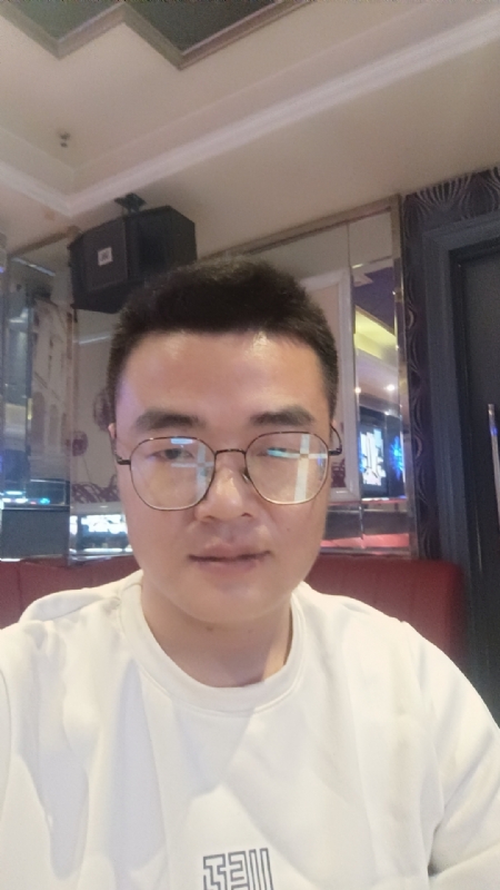 骑着蜗牛撵大象的第一张照片--贵港相亲服务中心