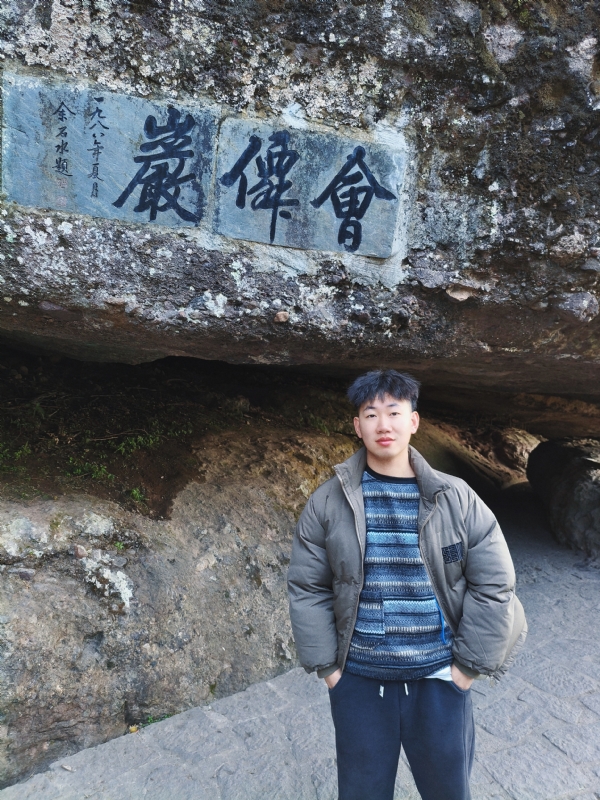 帅邓拖网速的第二张照片--贵港相亲服务中心