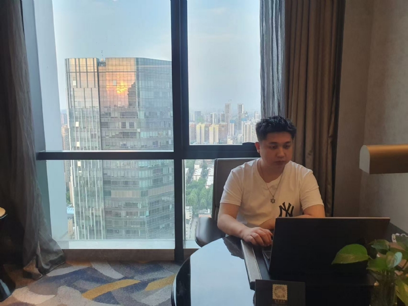 ying的第一张照片--贵港相亲服务中心