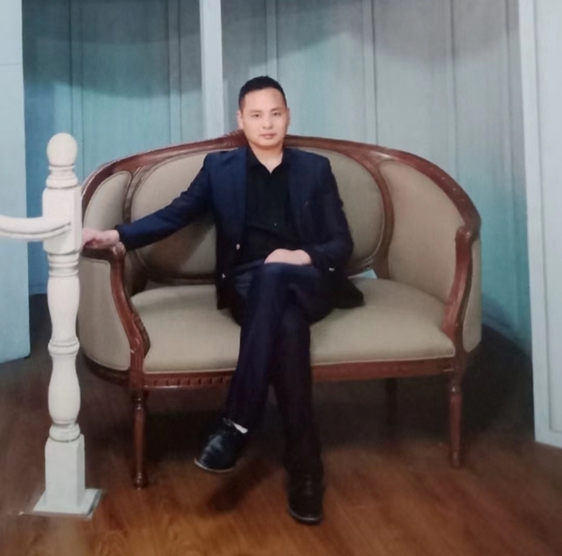 龙行天下的第二张照片--贵港相亲服务中心