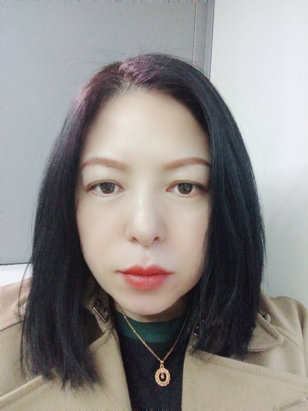 尘颜的第一张照片--贵港相亲服务中心