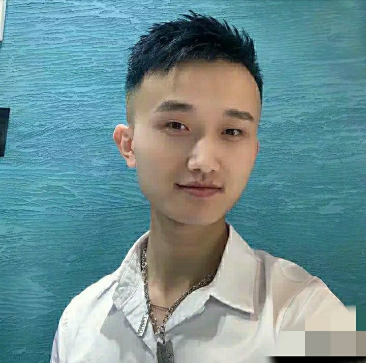 小哥哥的第一张照片--贵港相亲服务中心