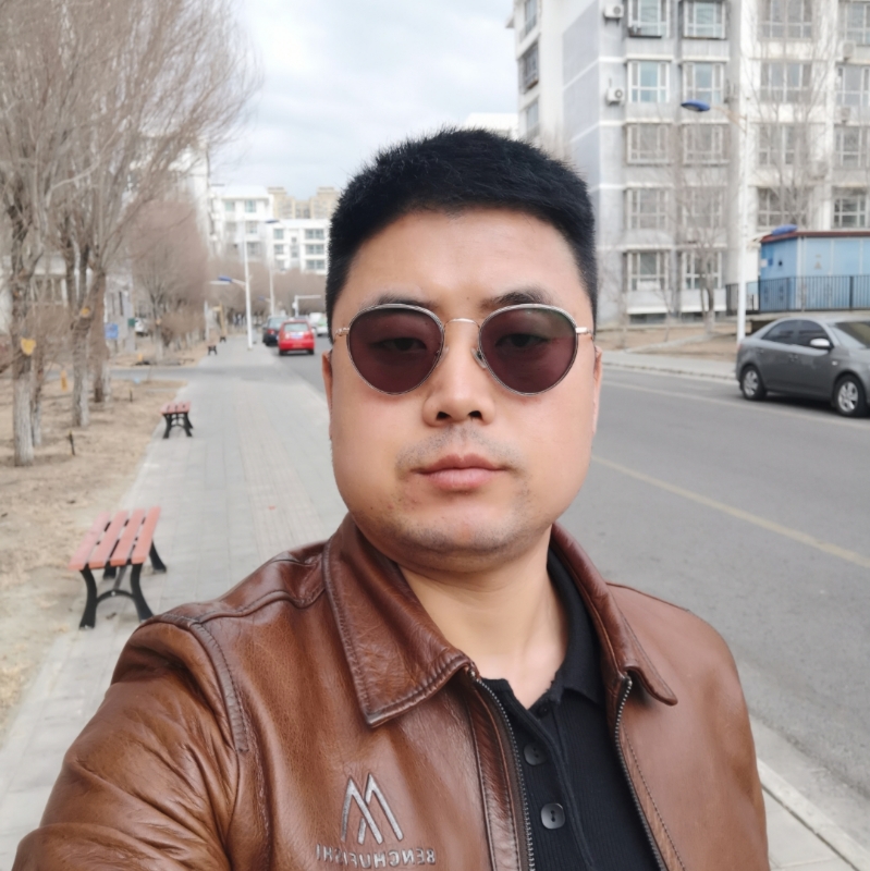 月下听风的第一张照片--贵港相亲服务中心