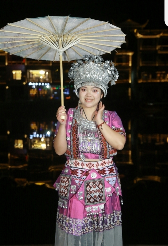 敏兮小沫的第一张照片--贵港相亲服务中心