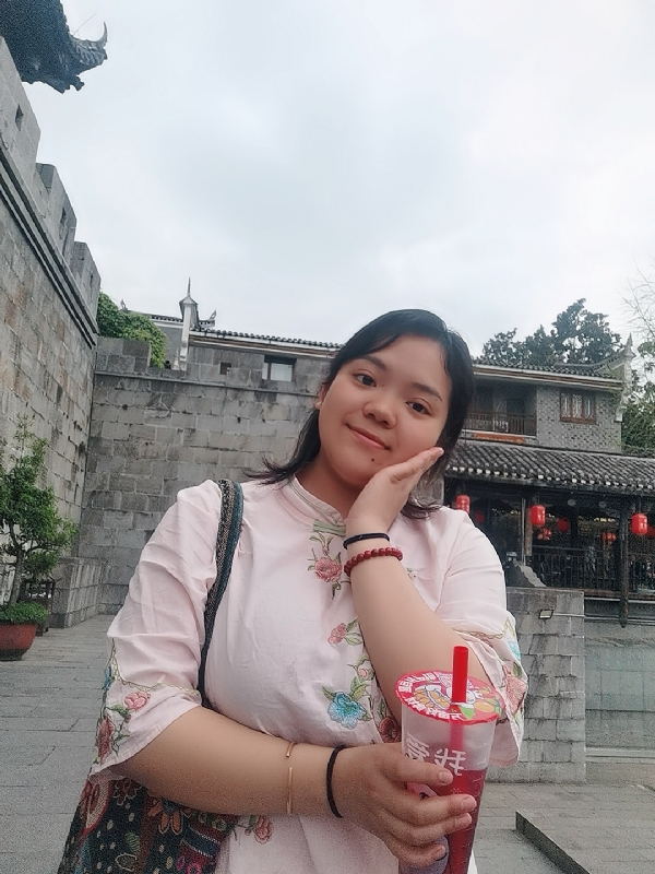 敏兮小沫的第三张照片--贵港相亲服务中心